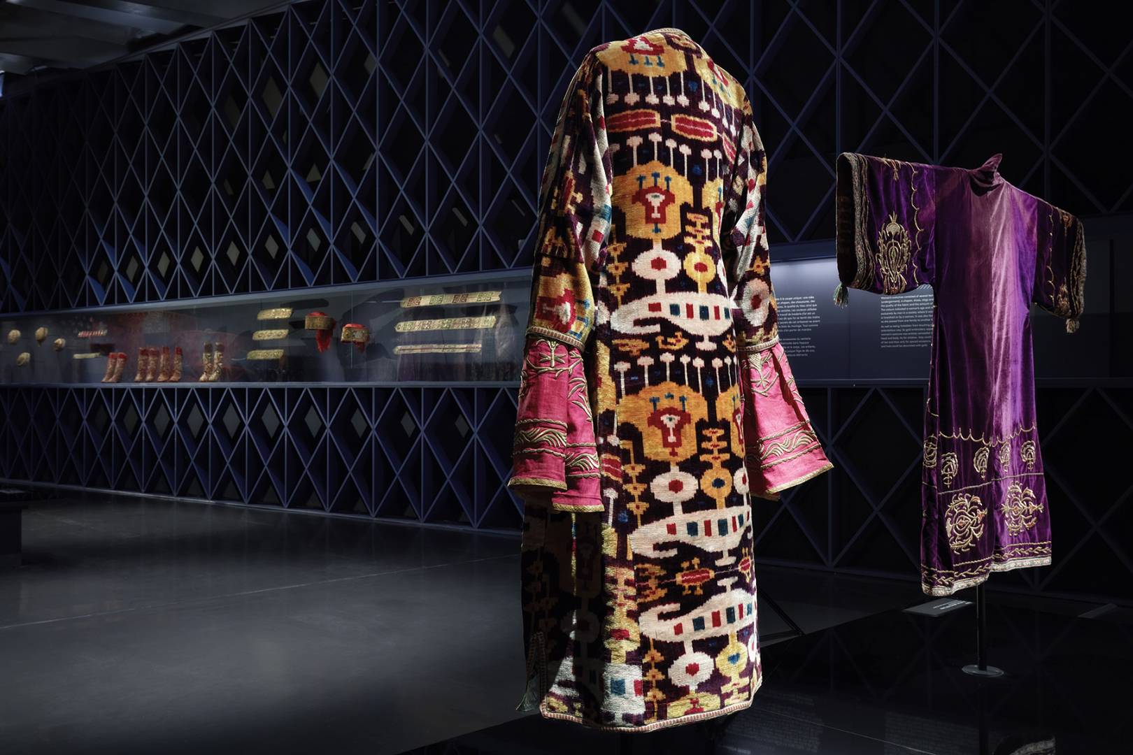  On the Roads to Samarkand. Wonders of Silk and Gold | photo 7