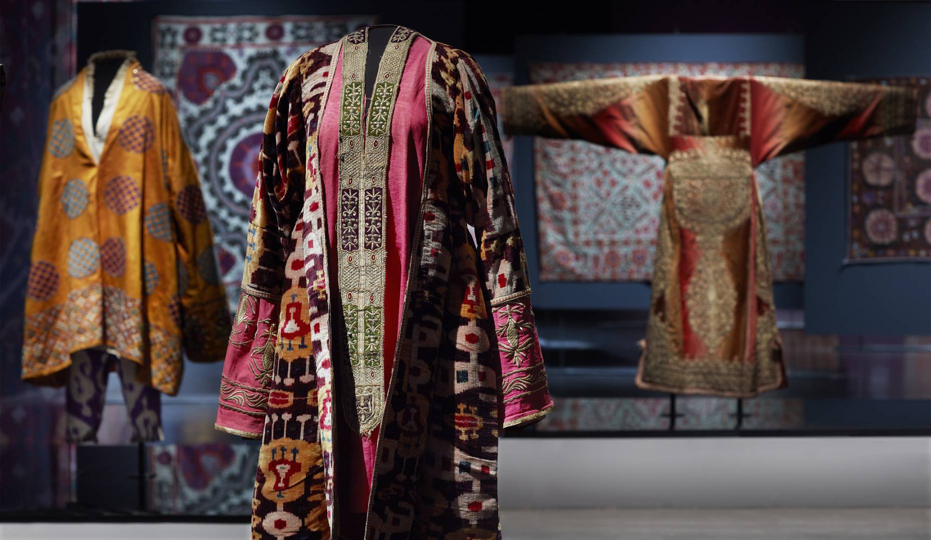  On the Roads to Samarkand. Wonders of Silk and Gold | photo 13