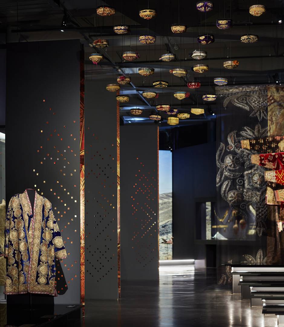  On the Roads to Samarkand. Wonders of Silk and Gold | photo 17